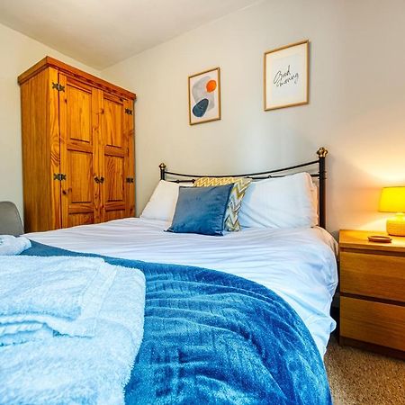 Cosy 3 Bed Apartment In Southam, Sleeps 6 Southam  Exteriör bild