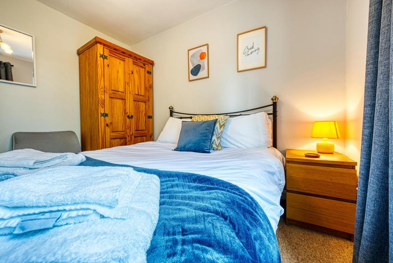 Cosy 3 Bed Apartment In Southam, Sleeps 6 Southam  Exteriör bild